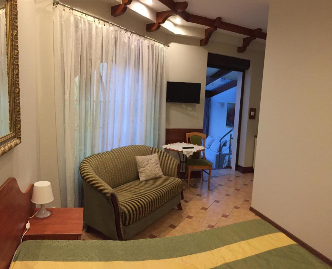 Apartamenty Superior W Rewalu Esterno foto